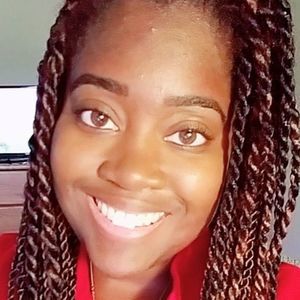 Meet your Posher, Michaela